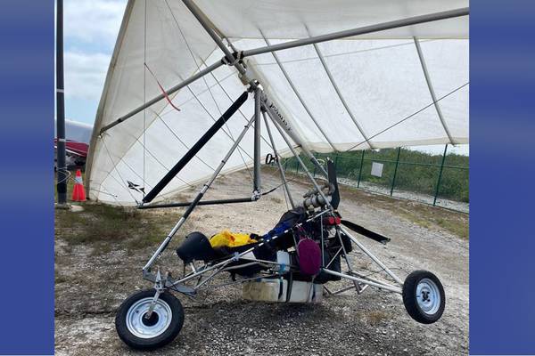 2 Cuban migrants land motorized hang glider in Florida Keys