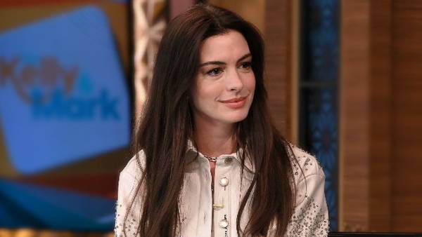 "Gross": Anne Hathaway on having to "make out" with 10 auditioning actors