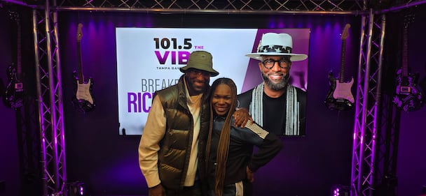 WTBV 101.5 The Vibe Rickey Smiley Breakfast meet-n-greet