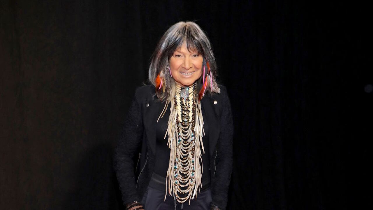 The singer-songwriter has denied reports about being born in Massachusetts.