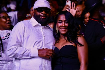 WTBV 101.5 The Vibe Fantasia Anthony Hamilton Benchmark International Arena