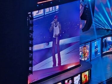 WTBV 101.5 The Vibe Chris Brown - Breezy Bowl XX Tour - Tampa Bay