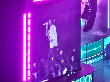 WTBV 101.5 The Vibe Chris Brown - Breezy Bowl XX Tour - Tampa Bay