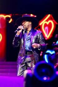 WTBV 101.5 The Vibe Fantasia Anthony Hamilton Benchmark International Arena