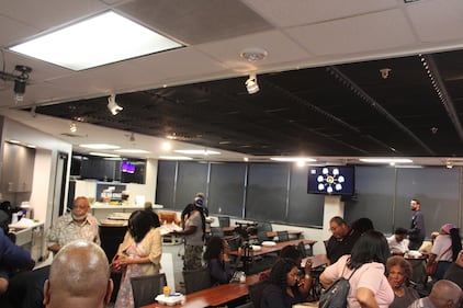 WTBV 101.5 The Vibe How To Build Wealth Forum & Dinner Wealth Summit
