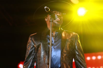 WTBV 101.5 The Vibe Fantasia Anthony Hamilton Benchmark International Arena