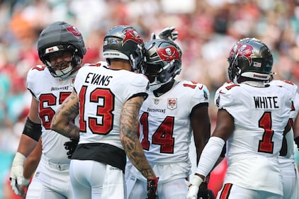 NFL Tampa Bay Buccaneers vs Miami Dolphins