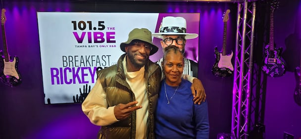 WTBV 101.5 The Vibe Rickey Smiley Breakfast meet-n-greet