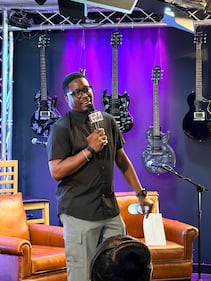 WTBV 101.5 The Vibe People and the Police